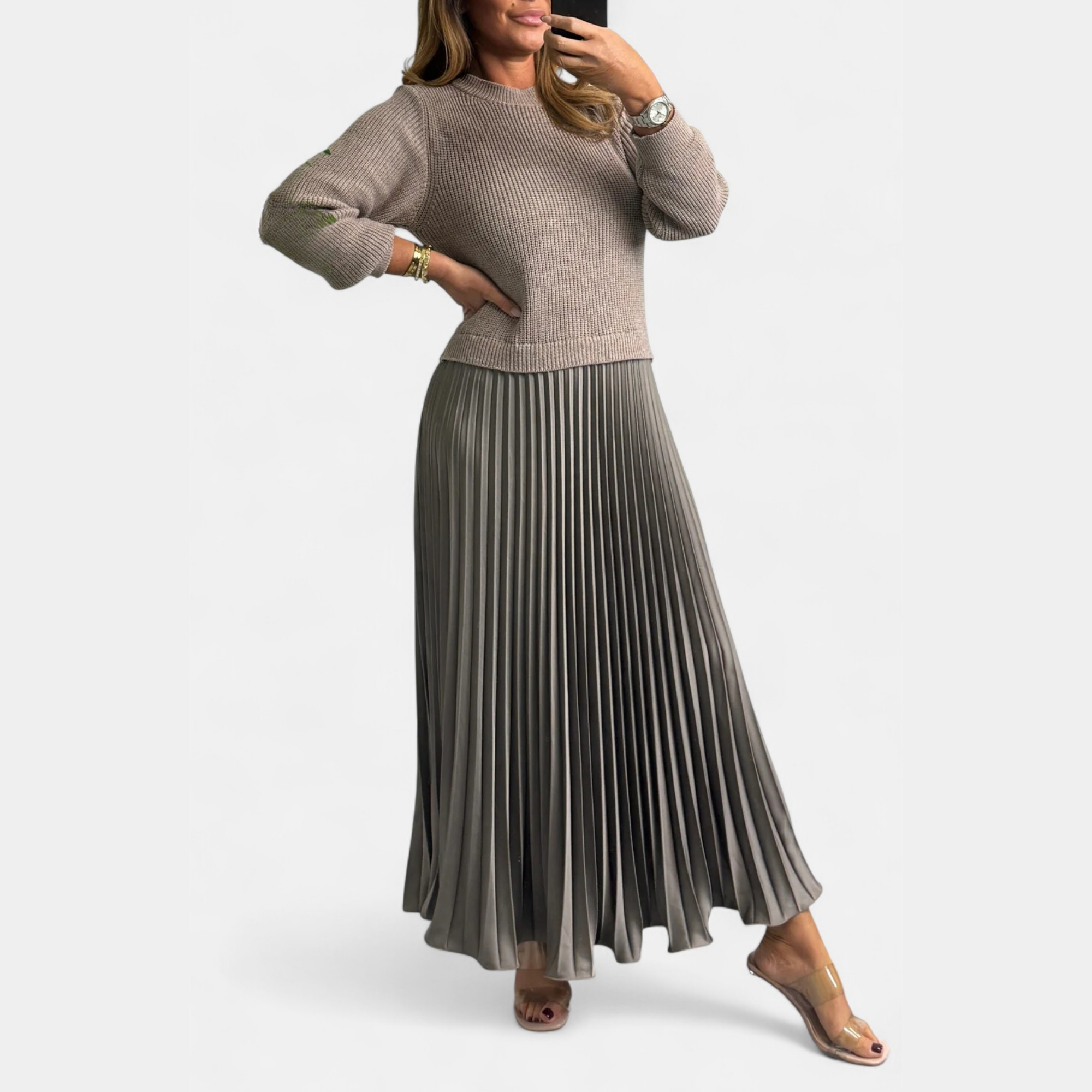 Luciana | Effortless Pleated Maxi Dress